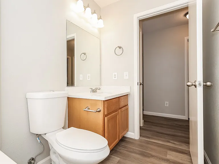 5014 Sapphire Light St — Photo 11