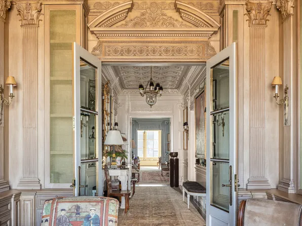 432 Park Avenue image 1 of 6