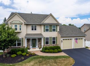 27 Duffryn Ave, Malvern, PA 19355