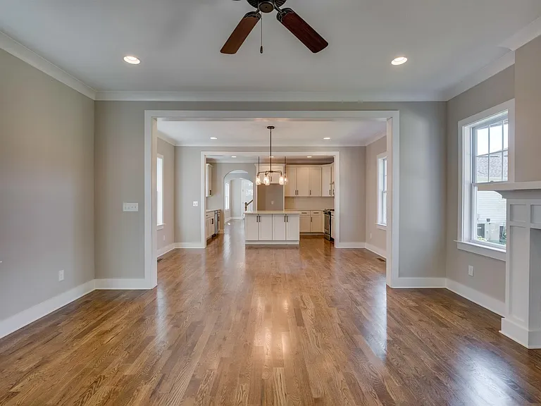 5514B Urbandale Ave — Photo 16