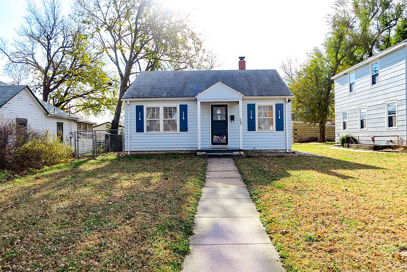 223 W Spruce St Junction City KS 66441 Zillow