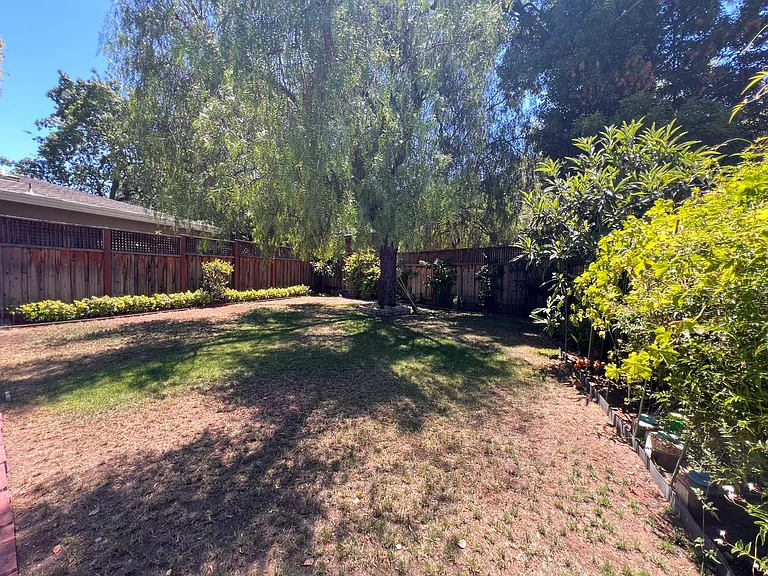 14165 Saratoga Sunnyvale Rd — Photo 29