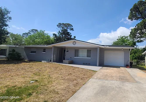 2222 Harvard Rd Photo 1