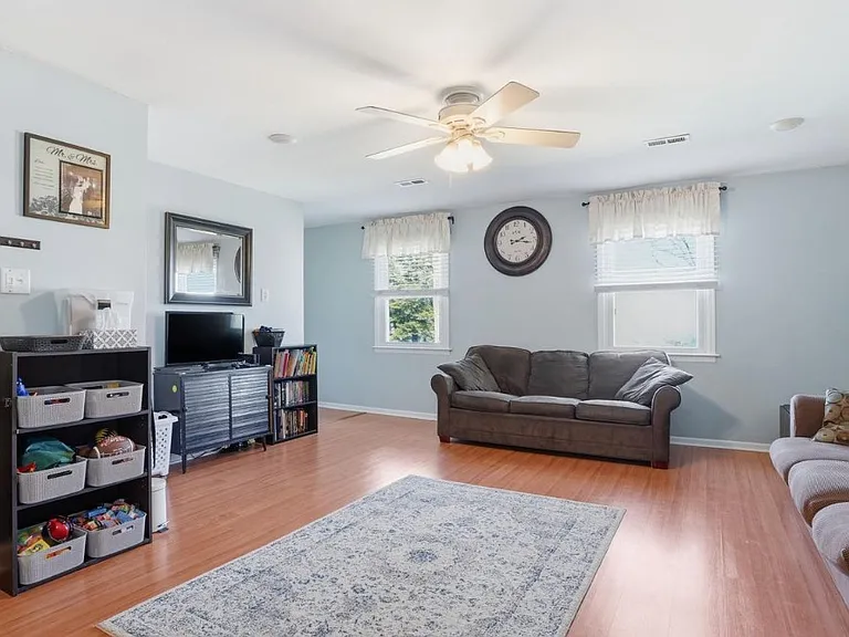 204 N Valley Forge Rd #6B — Photo 2