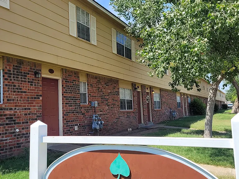 Cottonwood Townhomes — Photo 18