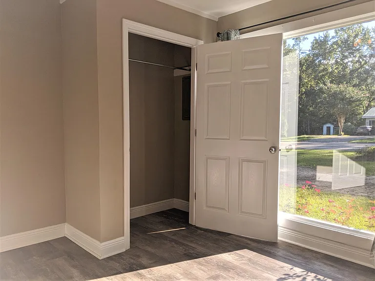 4937 Highway 589 — Photo 22