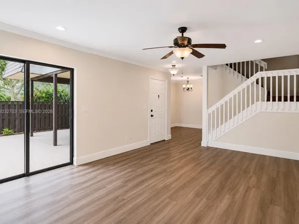 2560 NW 99th Ave, Coral Springs, FL 33065