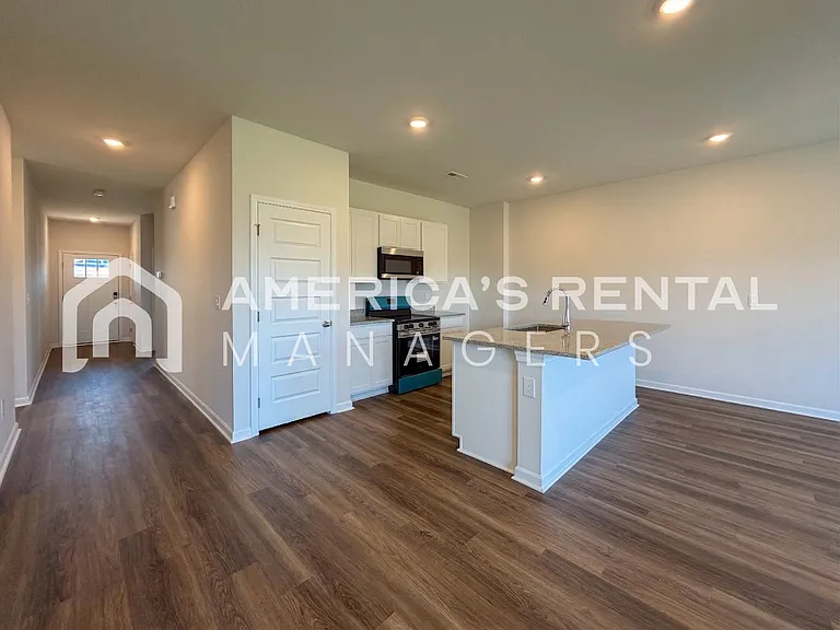 3368 Feldspar Dr SW — Photo 17