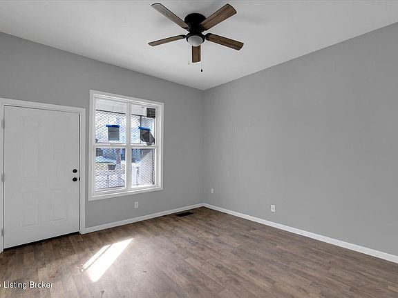 3rd image of 218 S 25th St