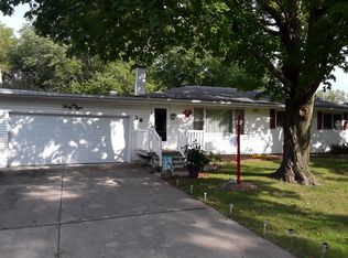 38 Babiak Ln, Springfield, IL 62702