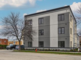 1300 Jefferson St #6, Des Plaines, IL 60016