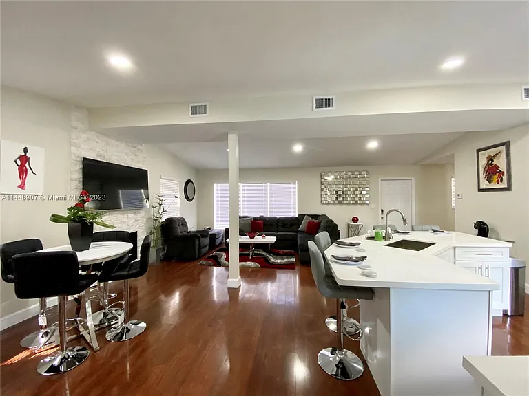 3440 SW 20th St — Photo 29