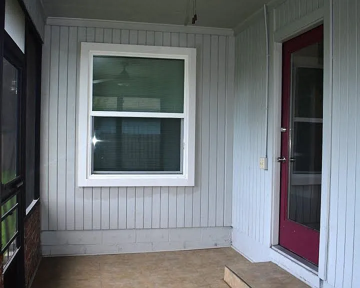 10439 Inverness Dr — Photo 36