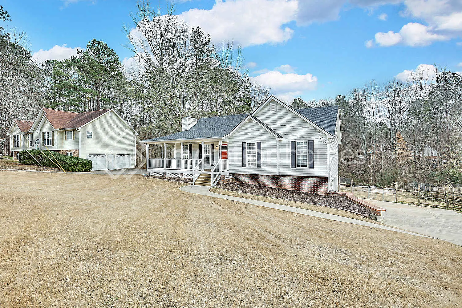95 Summer Lake Cv Dallas, GA 30157 — Photo 1