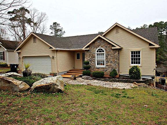 2nd image of 247 Heritage Ln #35
