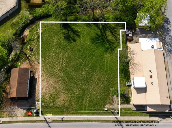 N North Main St #4, Centerton, AR 72719