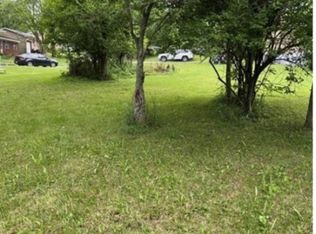 White Oak Cir, Marengo, IN 47140