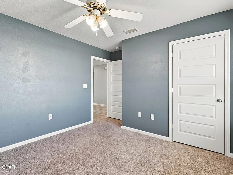 4960 Shurer Ln — Photo 7