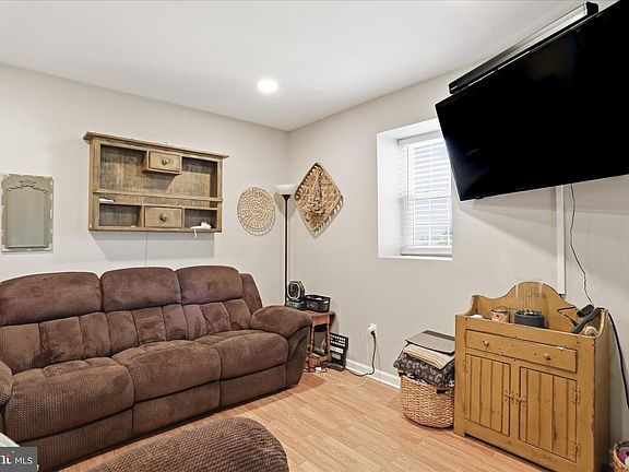 4th image of 12138 Keymar Rd