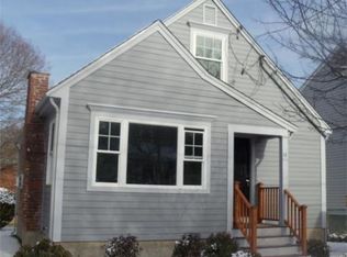 12 Wellsmere Rd, Roslindale, MA 02131