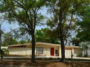 206 Druid Hills Rd, Temple Terrace, FL 33617