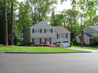 39 Haller Dr, Cedar Grove, NJ 07009