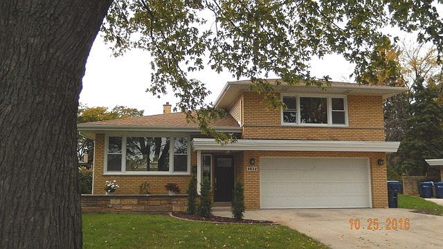 1st image of 4632 W 99th Pl