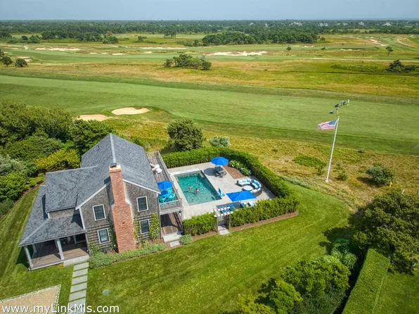 13 Hendersons Dr, Nantucket, MA 02554