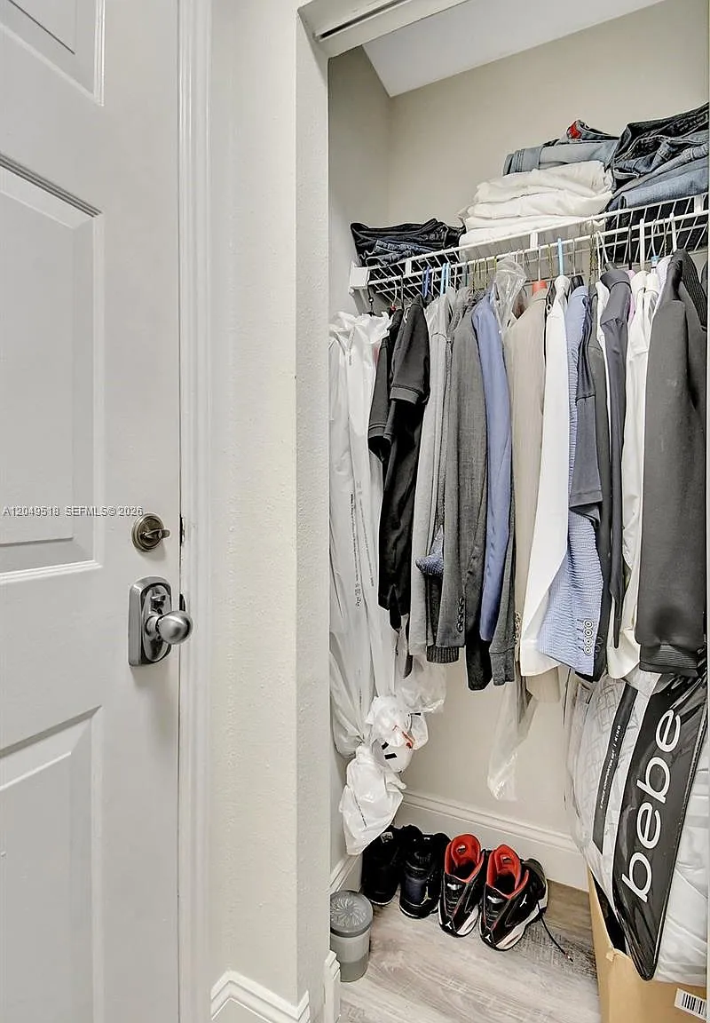Sailboat Pointe Condo — Photo 4