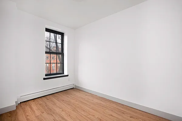 Rented by Brooklyn Rentals NYC | media 24