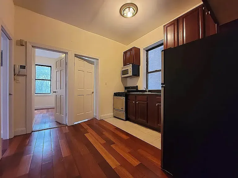 789 9th Ave #3S — Photo 1