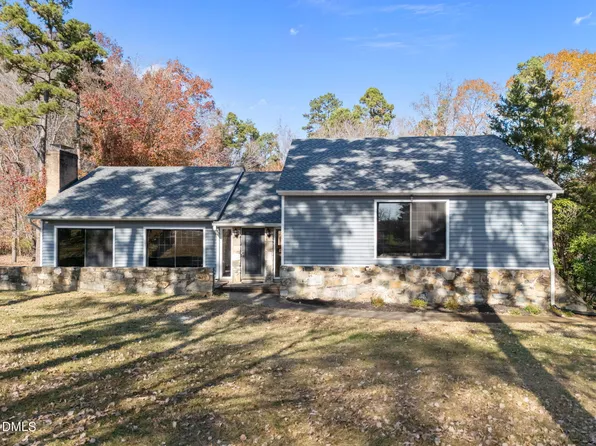 205 Roxdale Pl, Roxboro, NC 27574