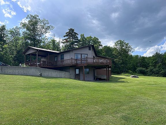 2nd image of 379 Edgemont Rd