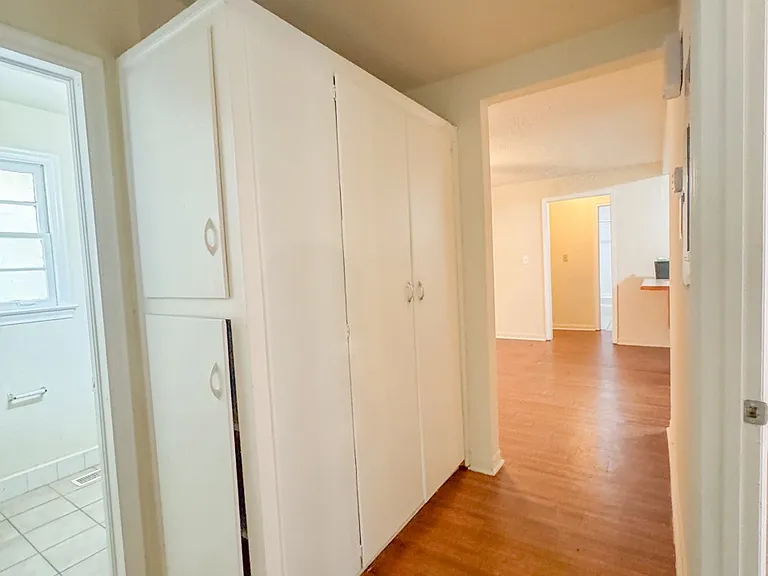 1502 Atkamire Dr — Photo 8