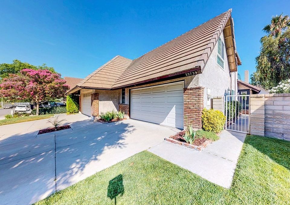 1st image of 22739 Garzota Dr