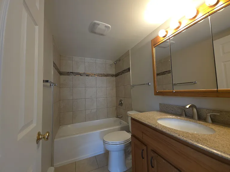 412 E Bailey Rd #101 — Photo 10