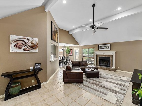 4th image of 7703 Vail Valley Dr