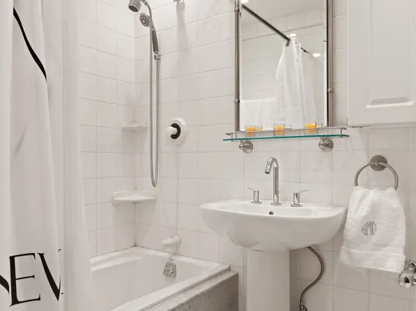 80 Park Avenue image 5 of 9