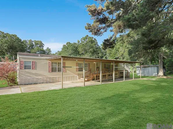 29437 Burns Ln, Walker, LA 70785