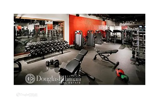 Rented by Douglas Elliman | media 22