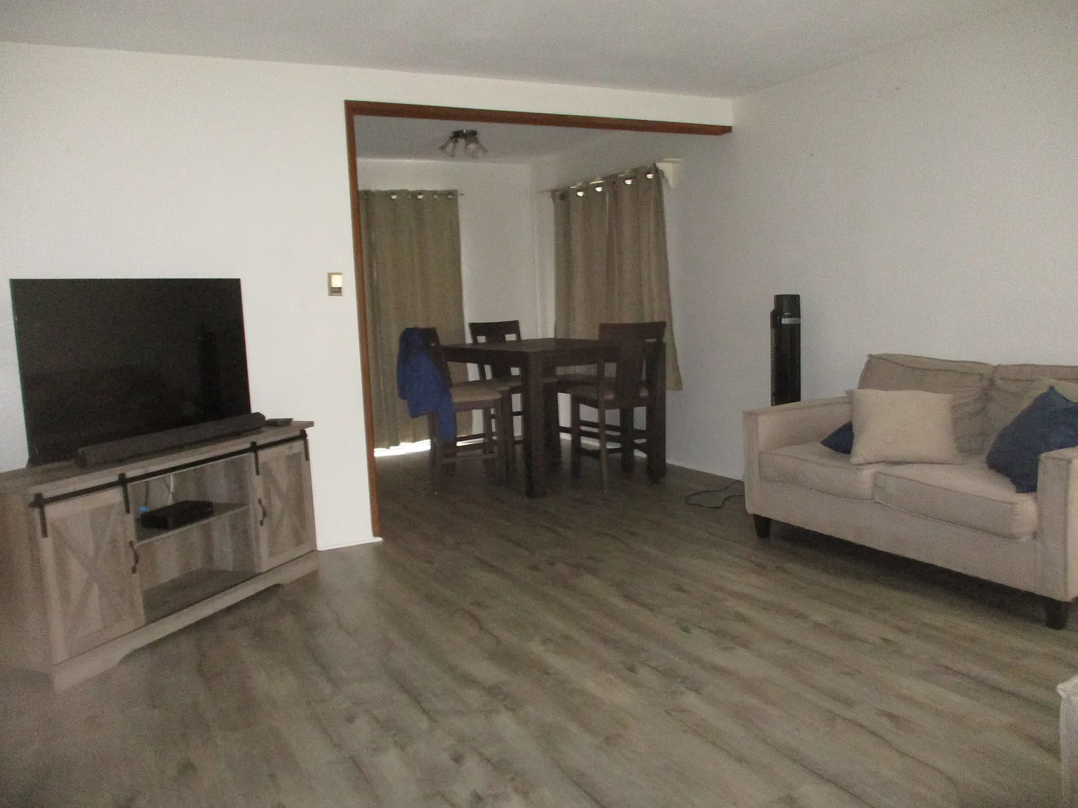 3 bed, 2.5 bath, 1400 sqft, $2,950 — Photo 1