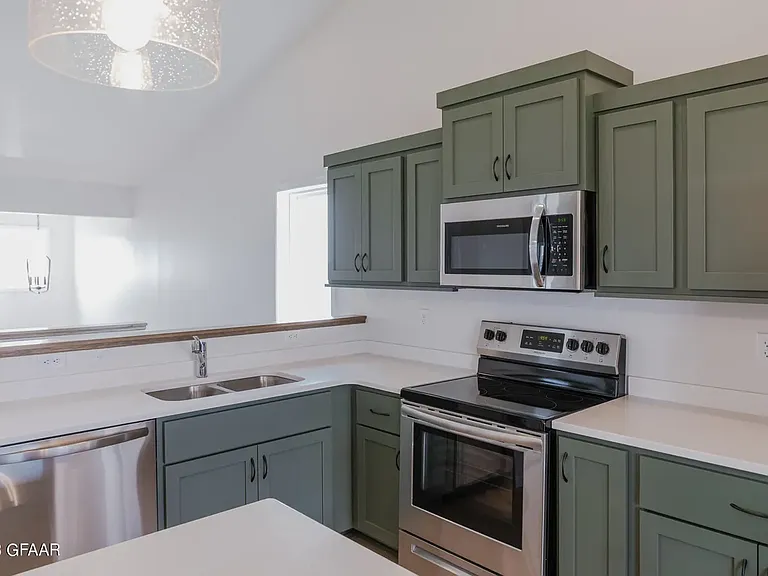 1020 David Dr — Photo 24