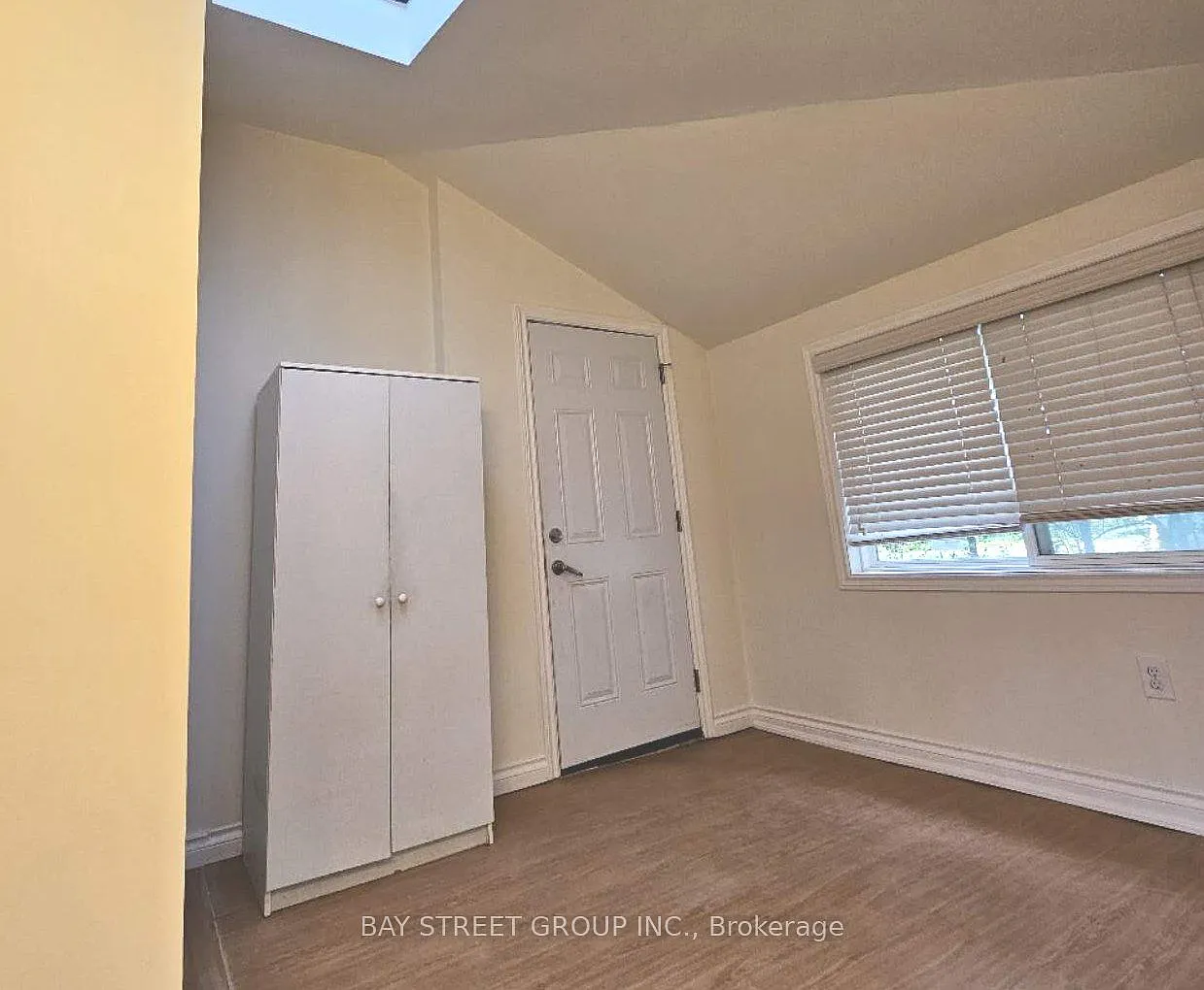 1 bed, $1,099 — Photo 3