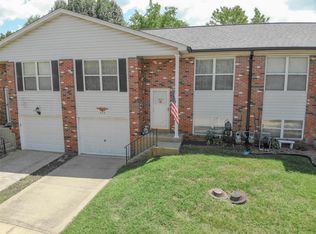 836 Edgewood Dr, Arnold, MO 63010