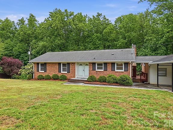 4th image of 6704 Alanbrook Rd