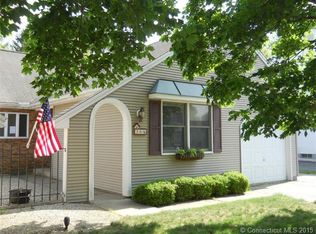 36 Rossetto Dr, Manchester, CT 06042
