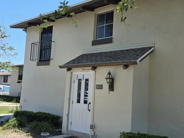 511 Plaza Seville Ct APT 24, Treasure Island, FL 33706