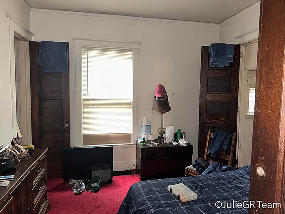 3rd image of 507 Union Ave SE