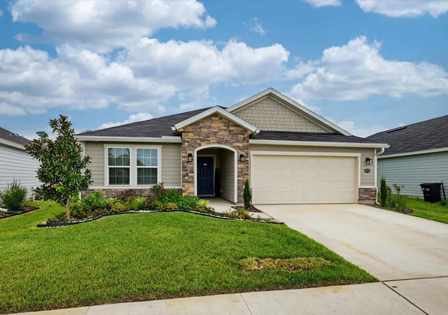 Available 02/01/27 - Impeccable 4/2 Newer-Build in Hawkes Meadow — Photo 3