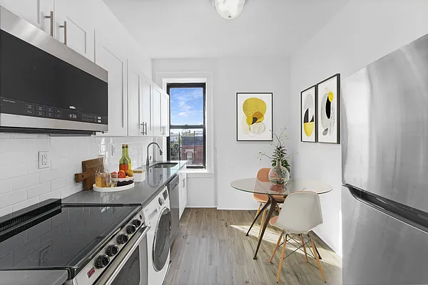 Rented by Charney Real Estate LLC | media 2